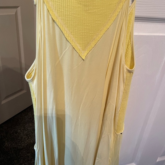 POL Light Yellow Ribbed Tank Top - Picture 2 of 3